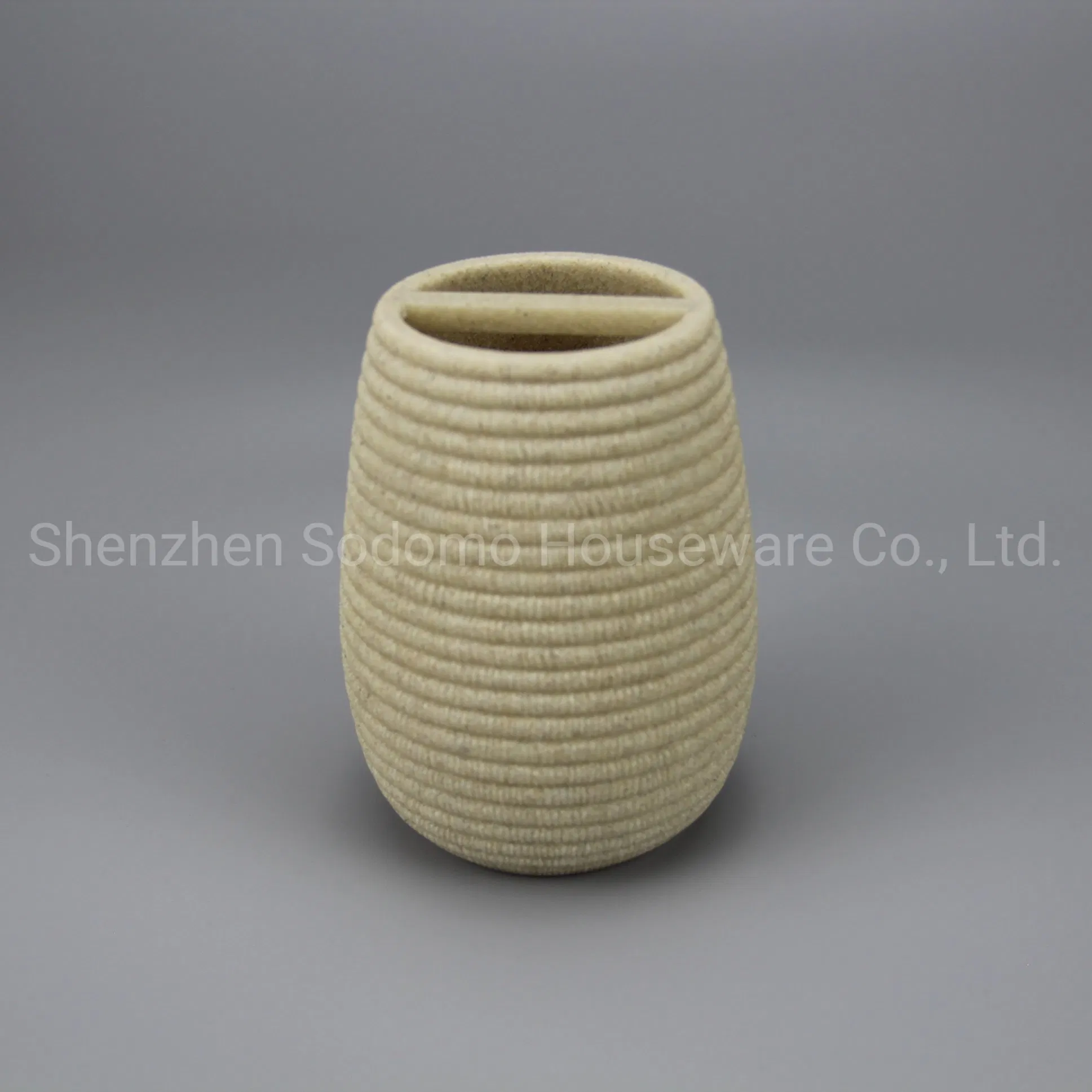 Top Sale Top Quality Resin Bathroom Toothbrush Holder (BP2362-YS)