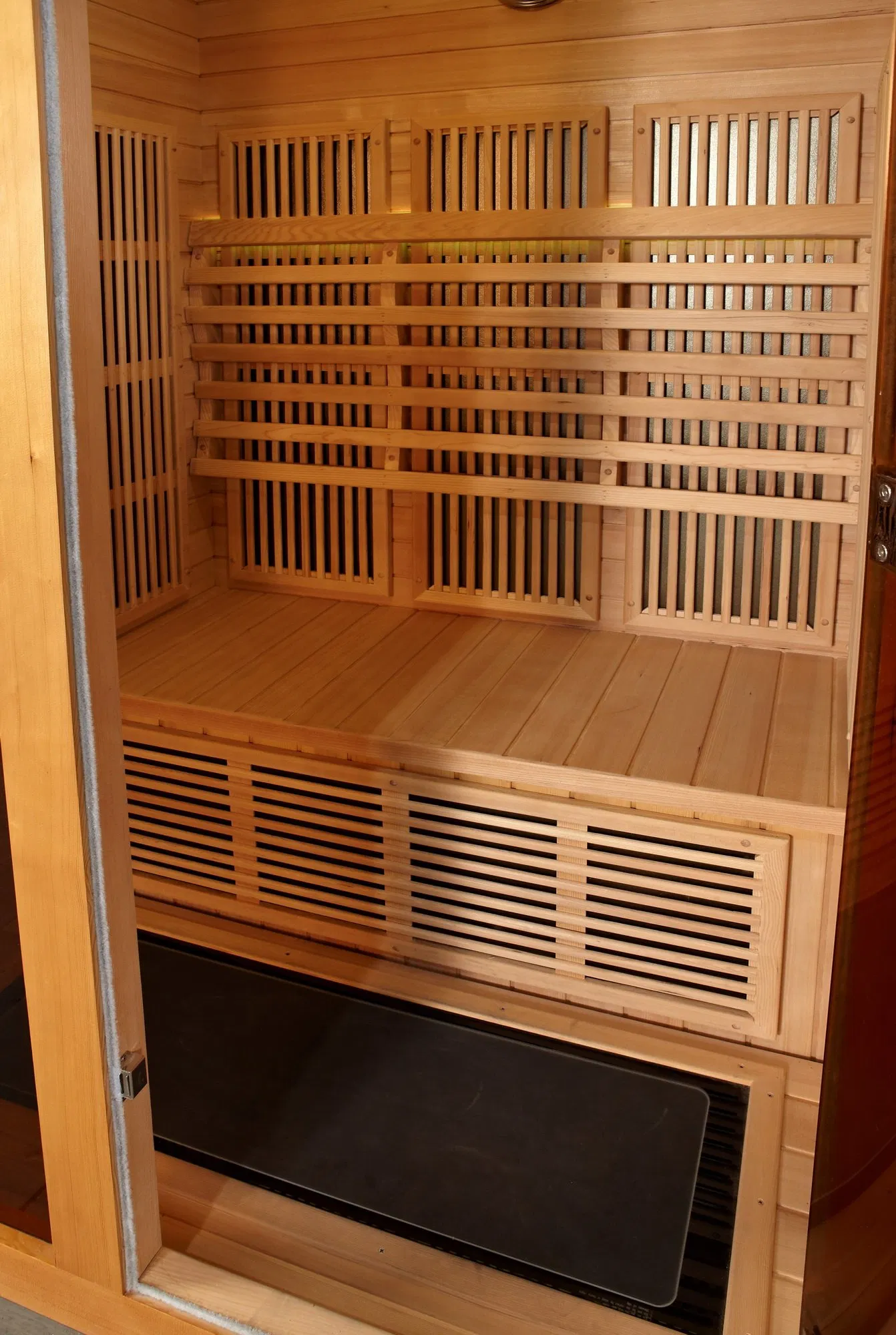 Инфракрасная сауна из хемлока на 2 человек