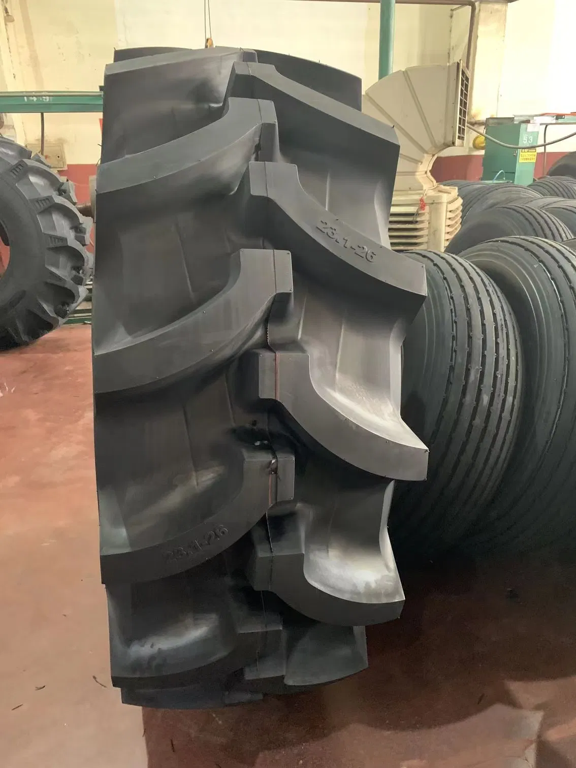 16.9-34 10PR R-2 Agricultural Tire