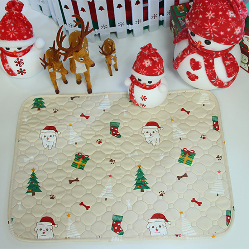 The Pet Urine Pad Is Anti-Slip and Waterproof. The Pet Urine Separator Pad Can Be Washed Repeatedly to Guide The Diaper