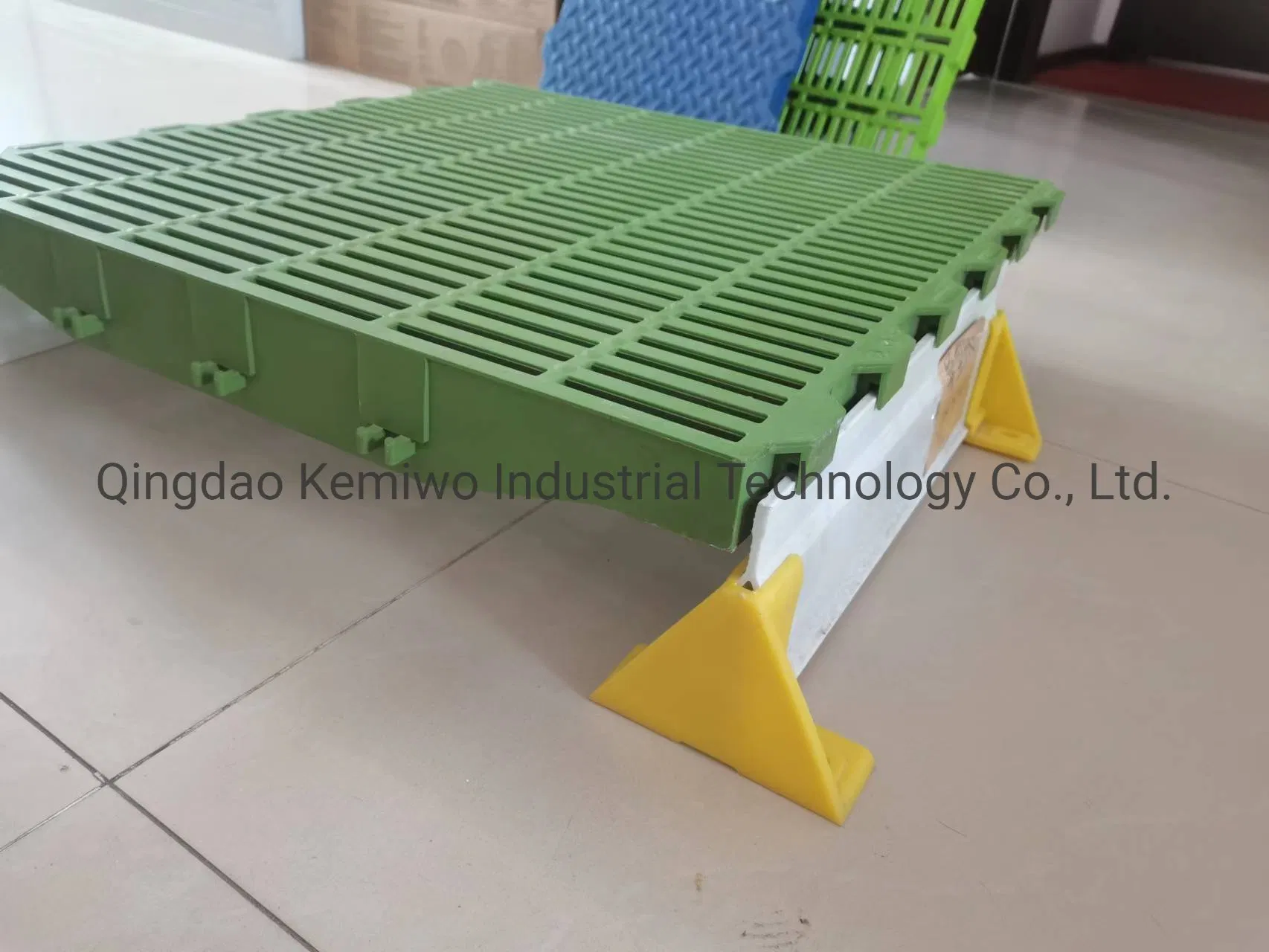 Factory Direct Supply Plastic Slatted Floor Customizable FRP Support
