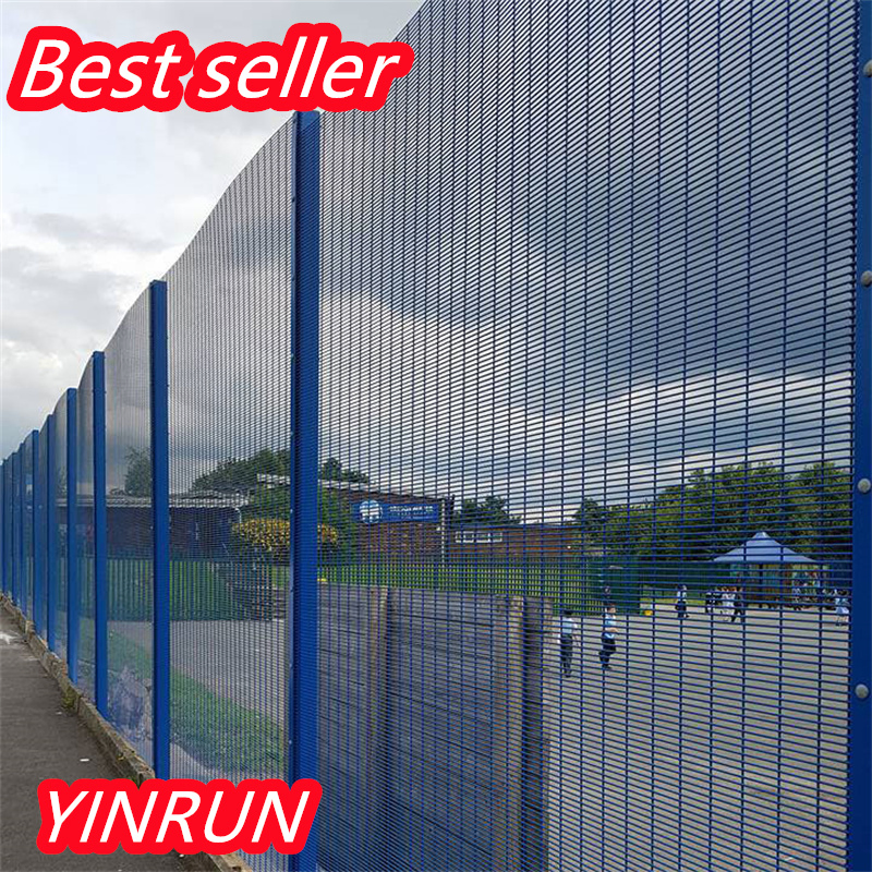 Yinrun Green Powder Coated Galvanized 358 Wire Mesh Fence for Road/Railway/Freeway