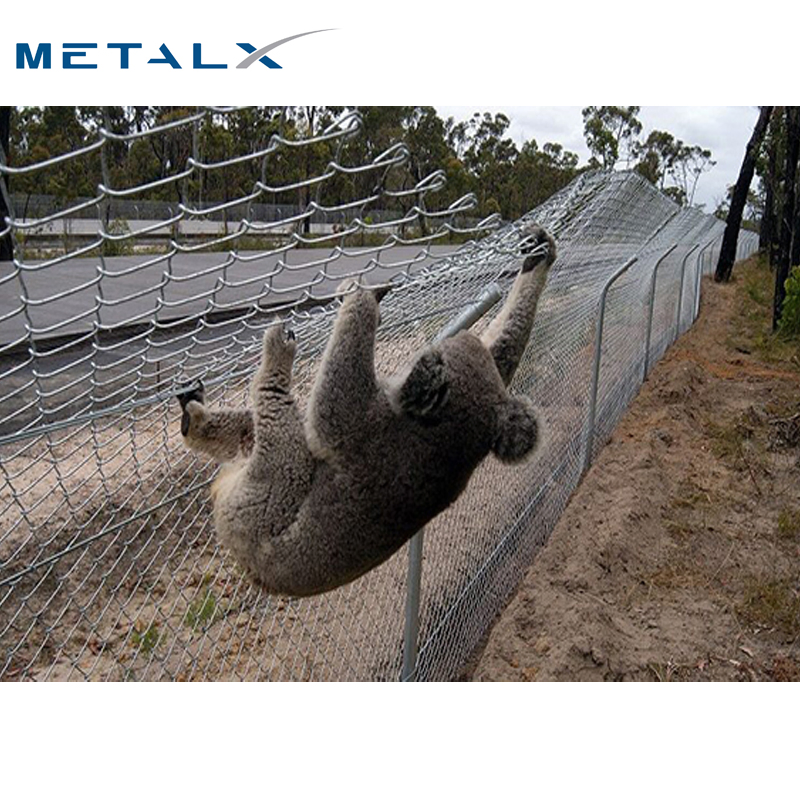 Chain Link Fence Barbed Wire Extension Arms Black Cyclone Fence Wire Mesh Chain Link Fence