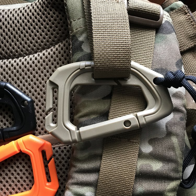 Modern Design Geometric Shape Itw Tactical Carabiner Molle Straps Quickly Fastening Loosely Hanging Hook