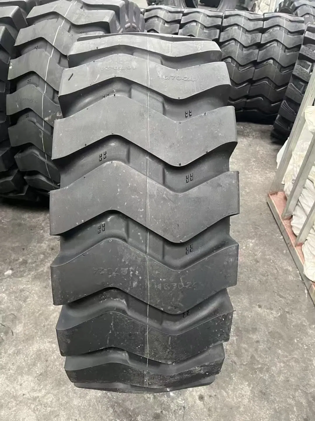 E3/L3 17.5-25 Mining OTR Tire