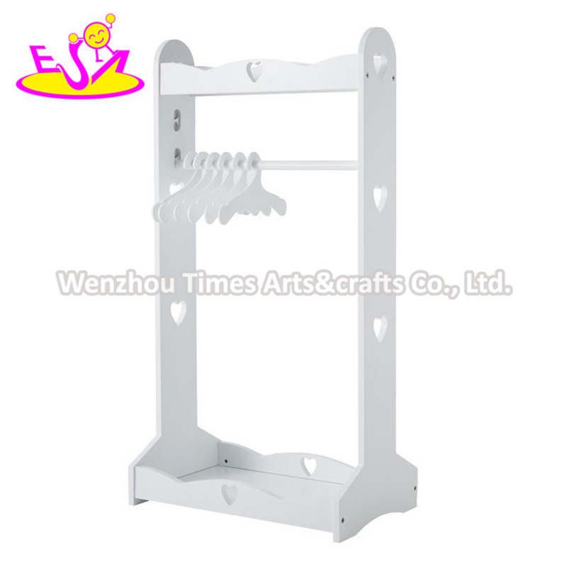 2020 High Quality Kids Wooden Hanger Stand with Storage Shelf W09b098