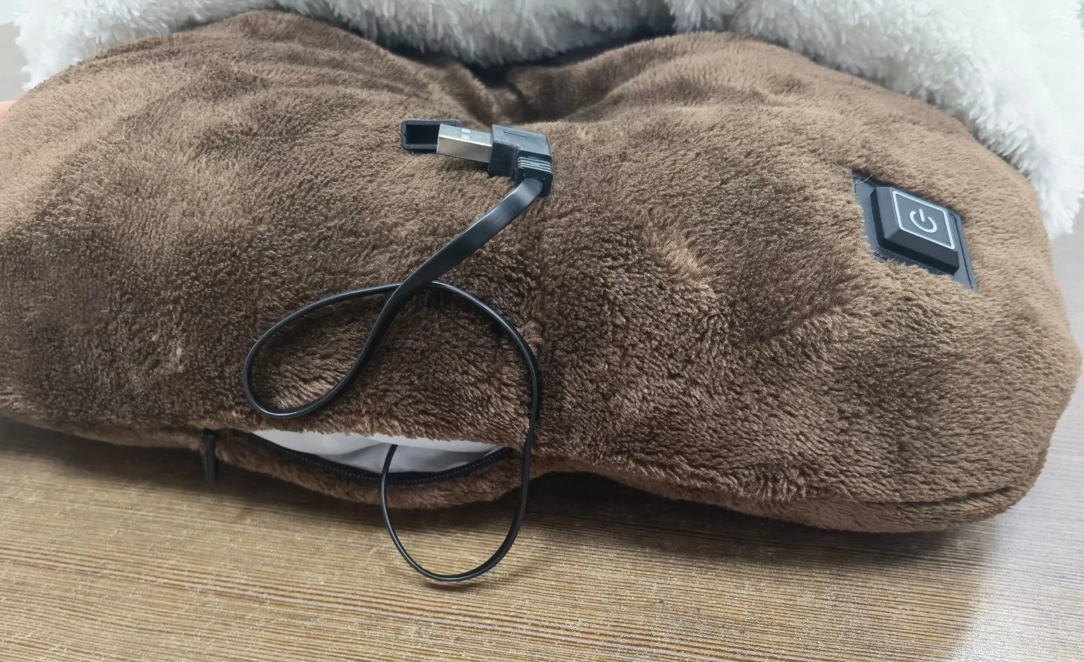 Soft Flannel Anti-Slip Electric Fast Heated Foot Warmer for Winner Gift