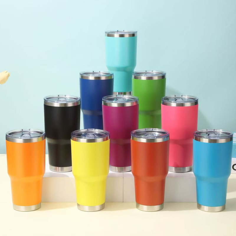 2. Insulated Beverage Tumbler for Hot and Cold Drink Enthusiasts