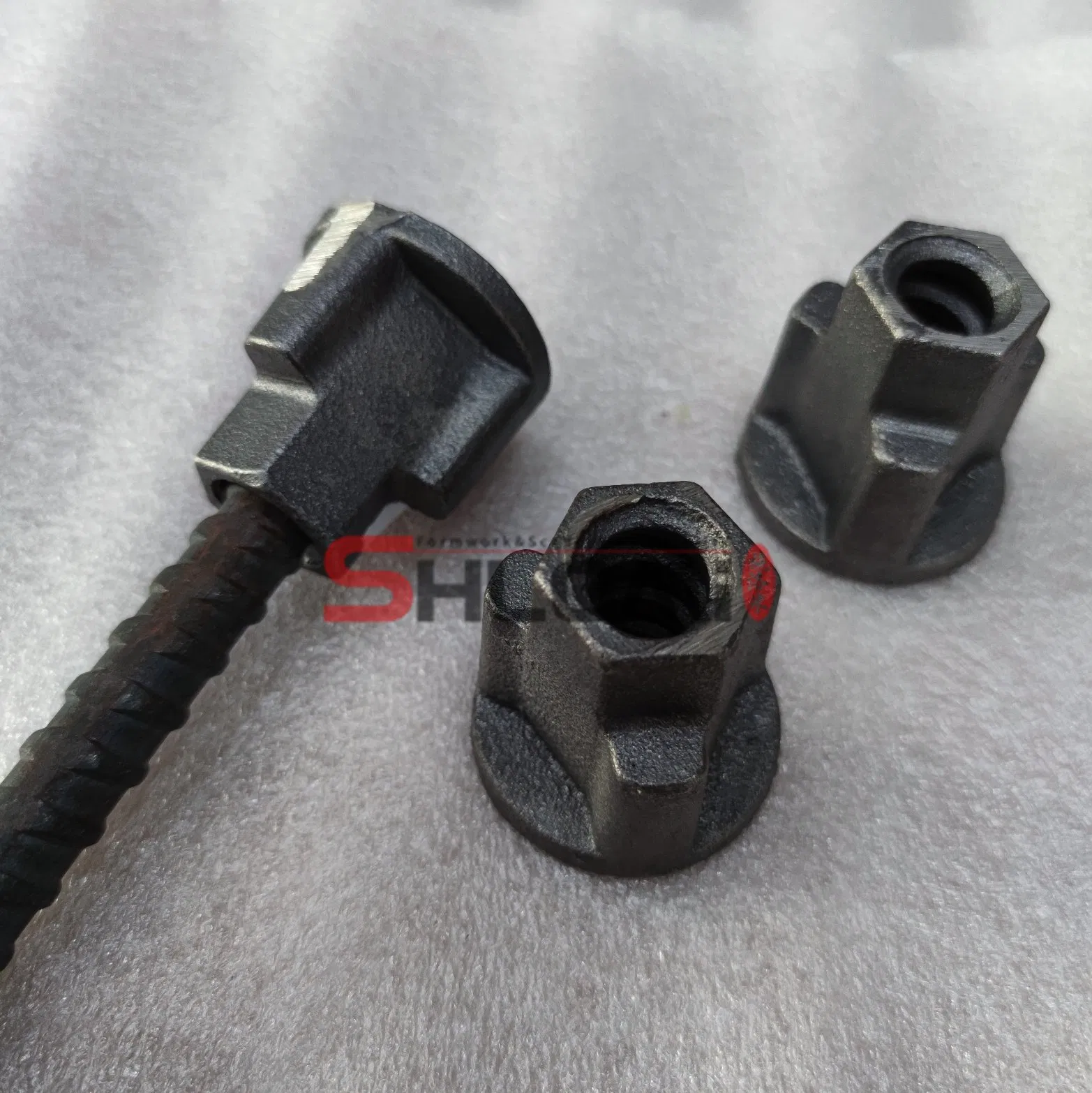 Крыльчатая гайка для опалубки и арматуры