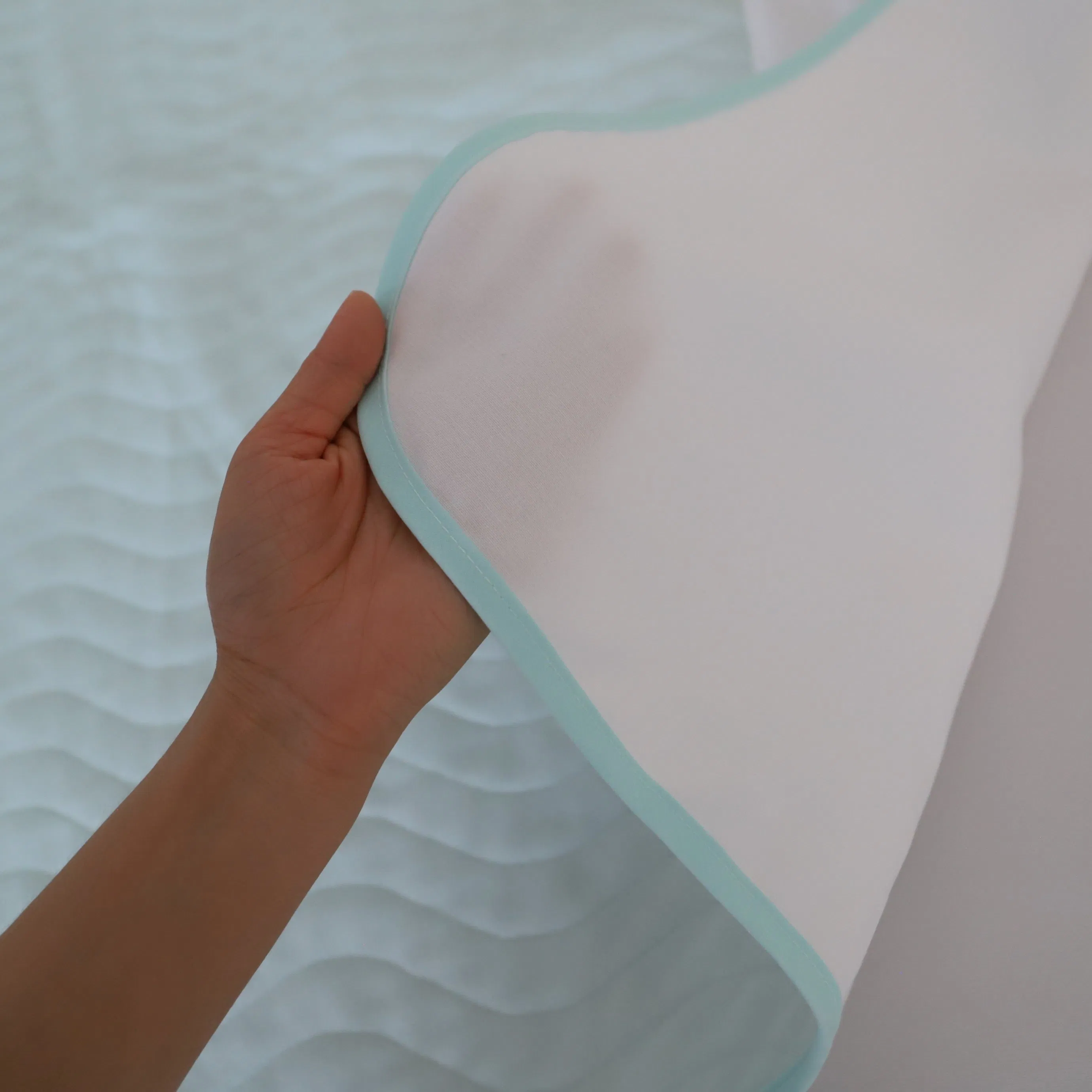 Quilted 4-Layers Incontinence Underpad Waterproof Washabel Bed Pad