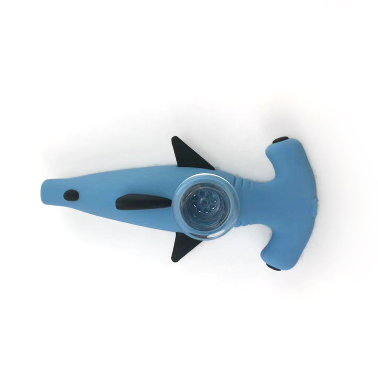 Tobacco Hand Pipes Glass Smoking Pipes Fish Shaped Smoking Accessories Water Silicone Smoking Pipe