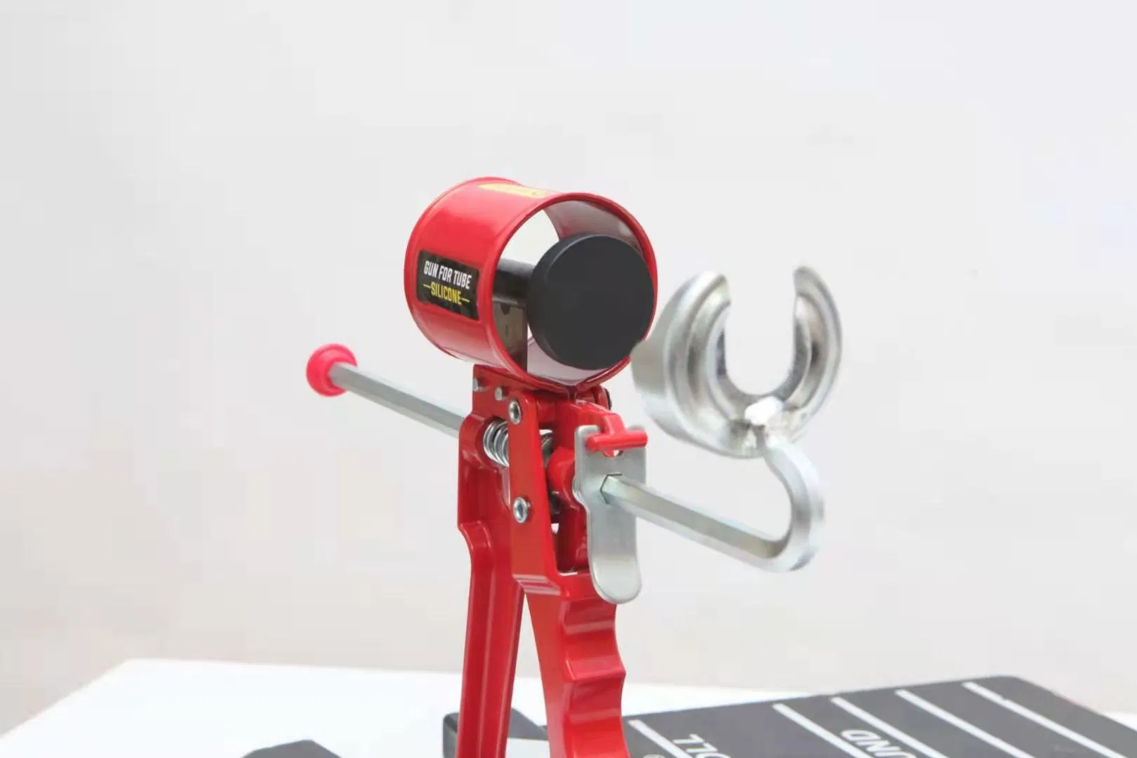 Compact 4" Caulking Gun for Industry