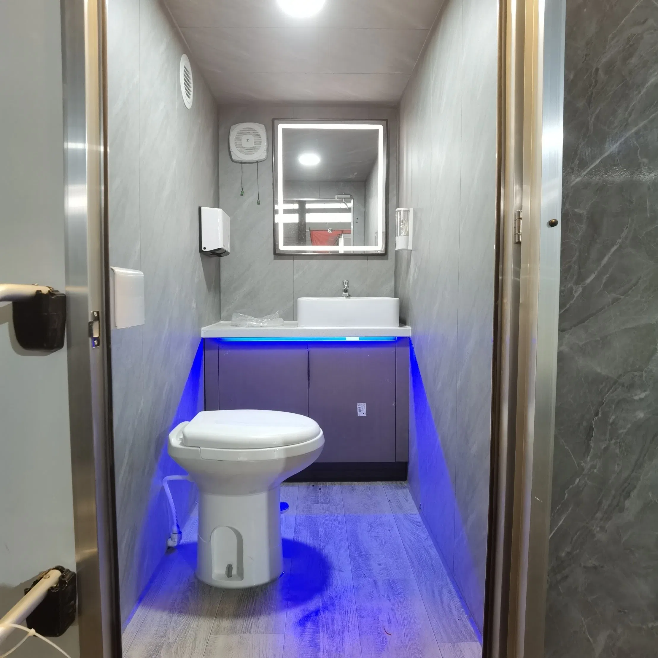 Portable Restroom Trailer CE Certified Mobile Toilet for Construction Sites