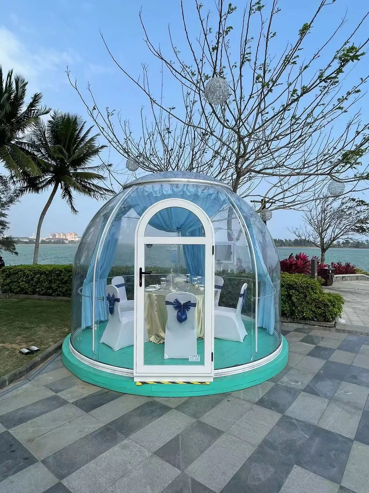 Tourist Accommodation Transparent Dining House Bubble Hotel Room