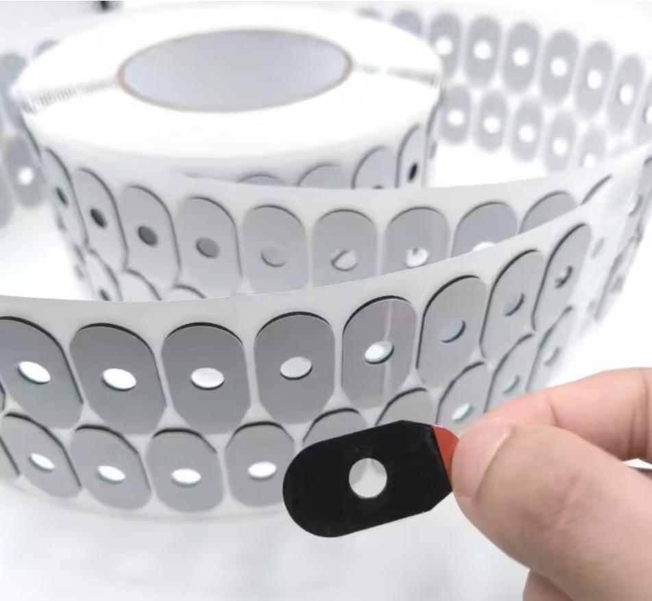 Small MOQ Chinese Optical Lens Blocking Pads and Glass Stickers 24*31 mm