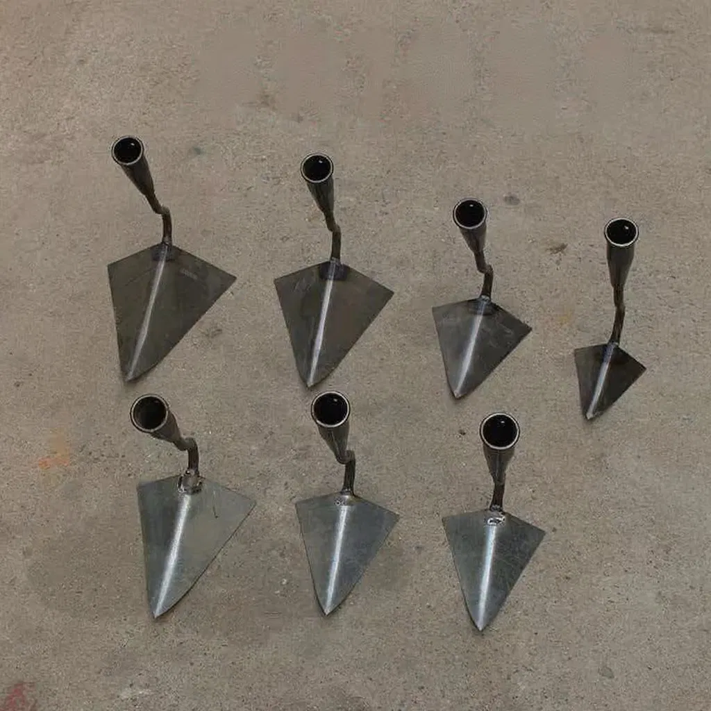 Garden Trenching Hoe Land Reclamation Soil Loosening Universal Manual Use Triangular Hoe