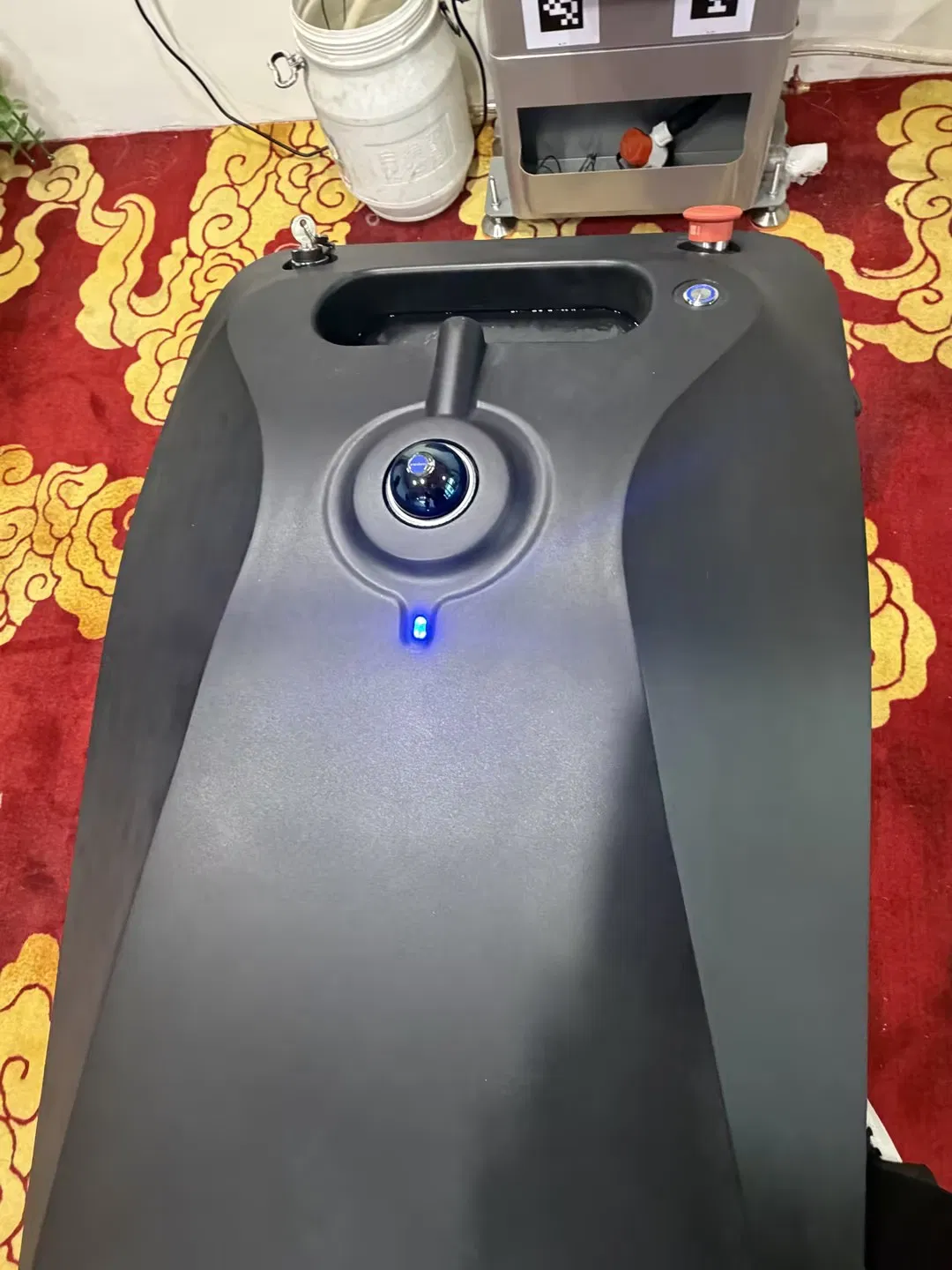Intelligent Automatic Steam Carpet Robot Steam Mop Vacuum Cleaner for High Temperature Cleaning and Drying Carpet