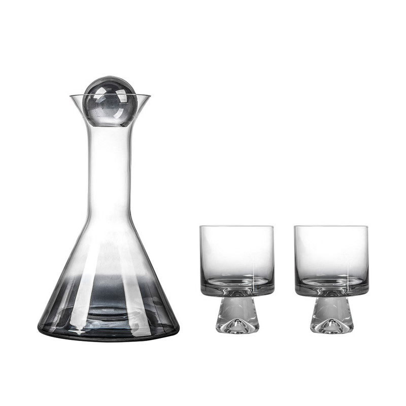 Europe Style Luxury Lead Free Glass Pitcher Ball Stopper Red Wine Whiskey Decanter Bottle Set with Novelty Glass for Home