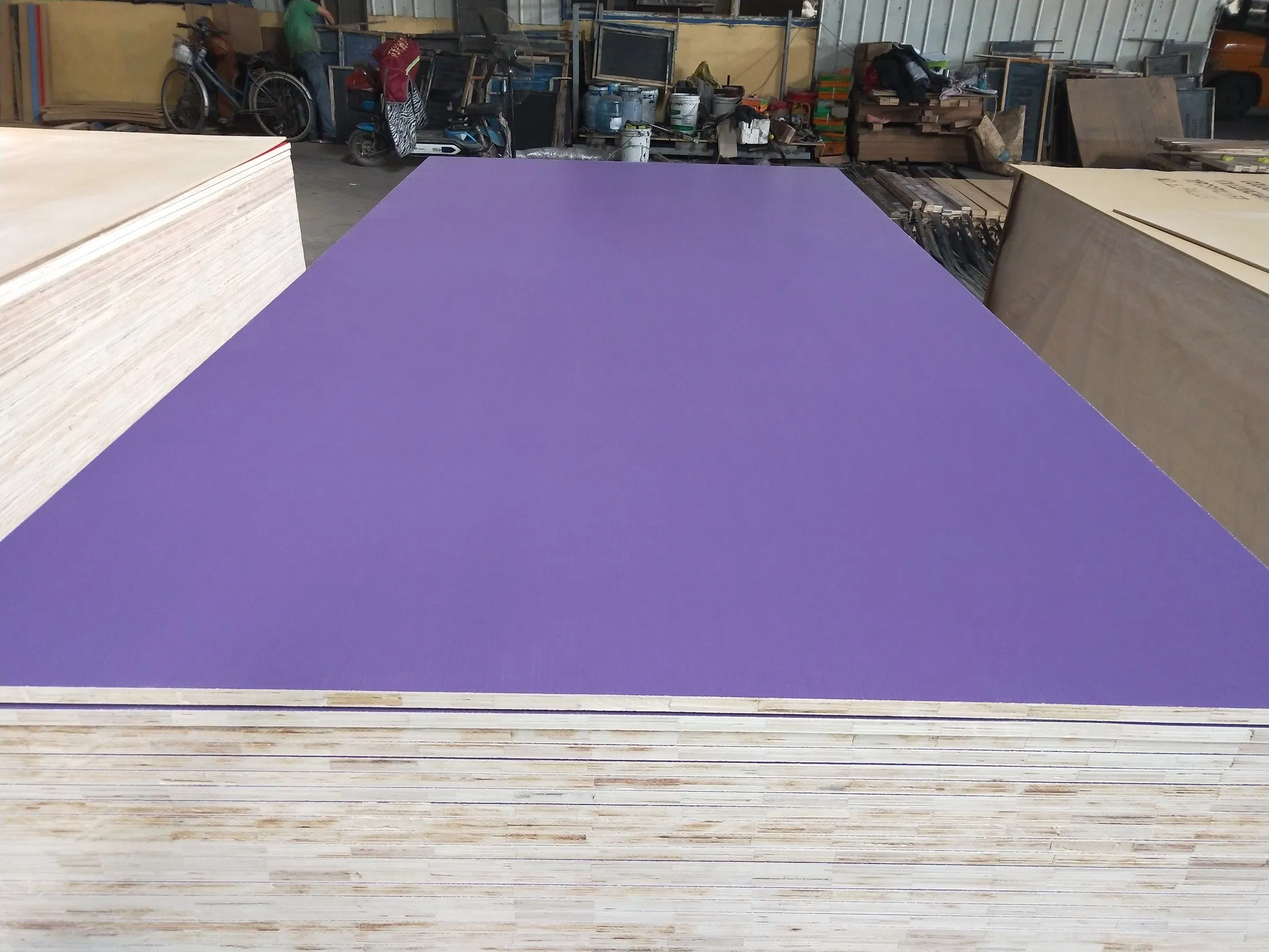 Wholesale Building Matrial Melamine Faced Plywood Block Board Finger Joint Plywood for Furniture Decoration