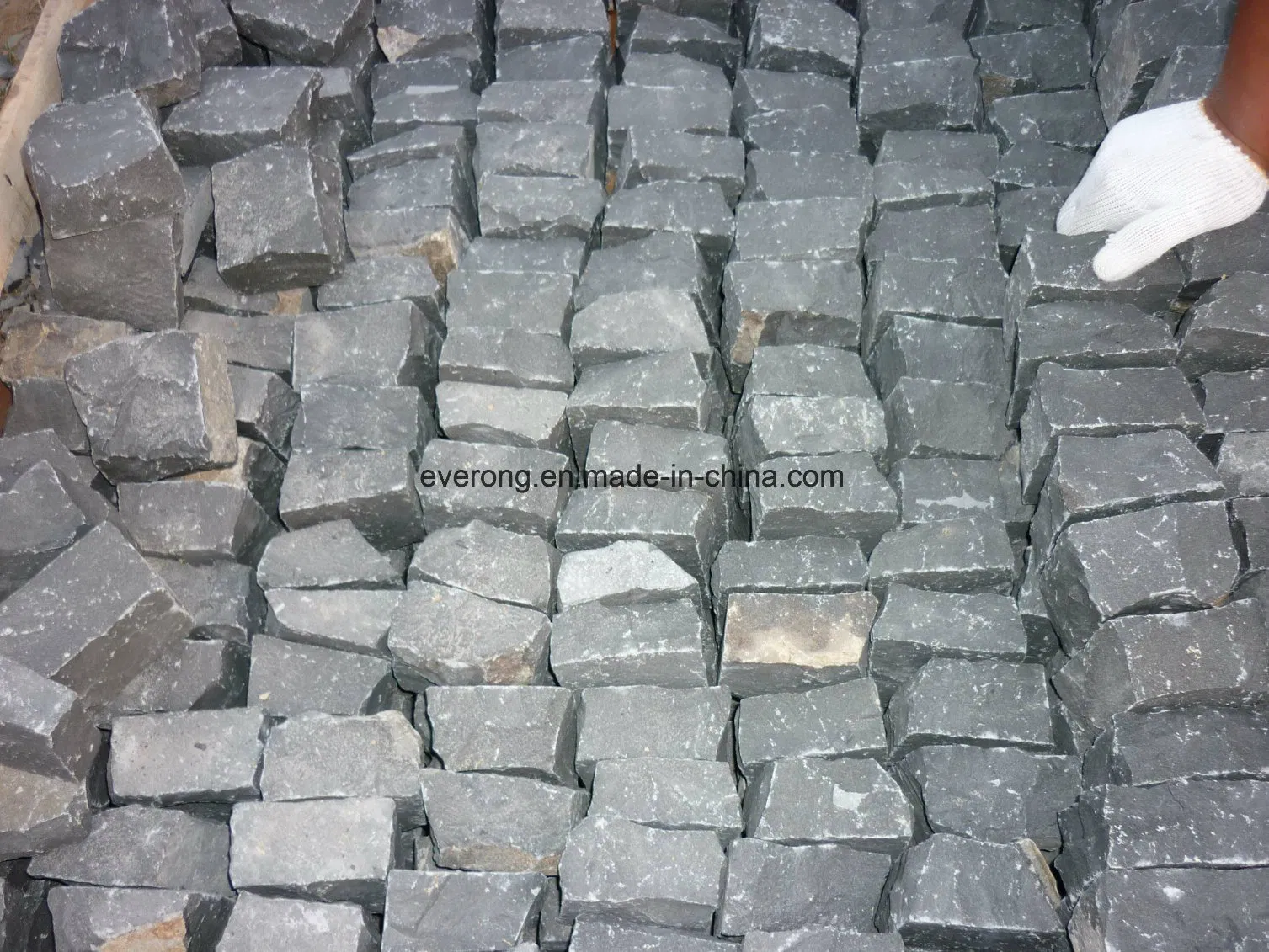 Natural Basalt/Granite/Concrete/Block Paver for Outdoor Pavement