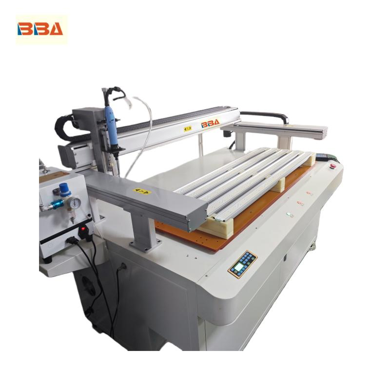 Автоматический шуруповерт BBA с автоподачей и сенсорным экраном