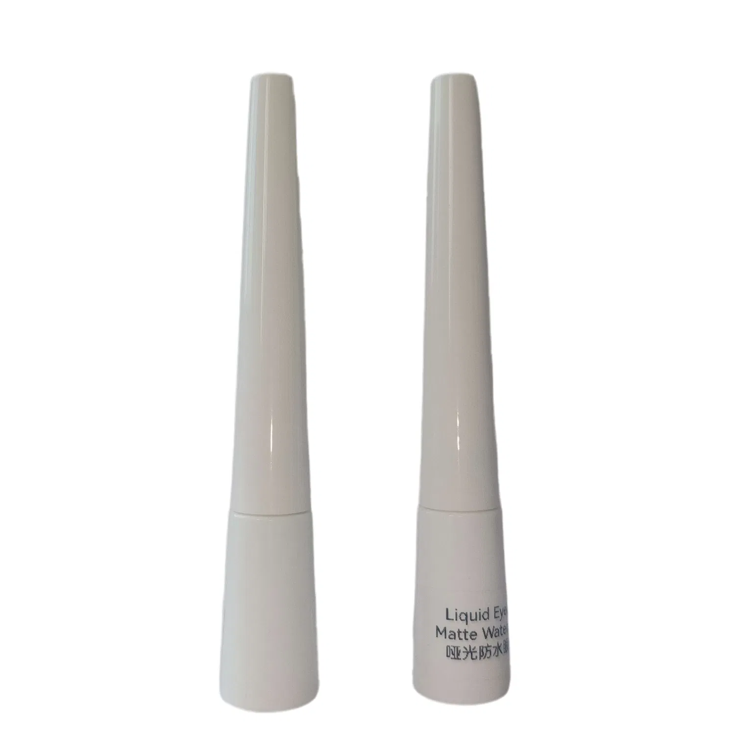 Smudge-Proof Liquid Eyeliner Pen for Effortless Eye Definition