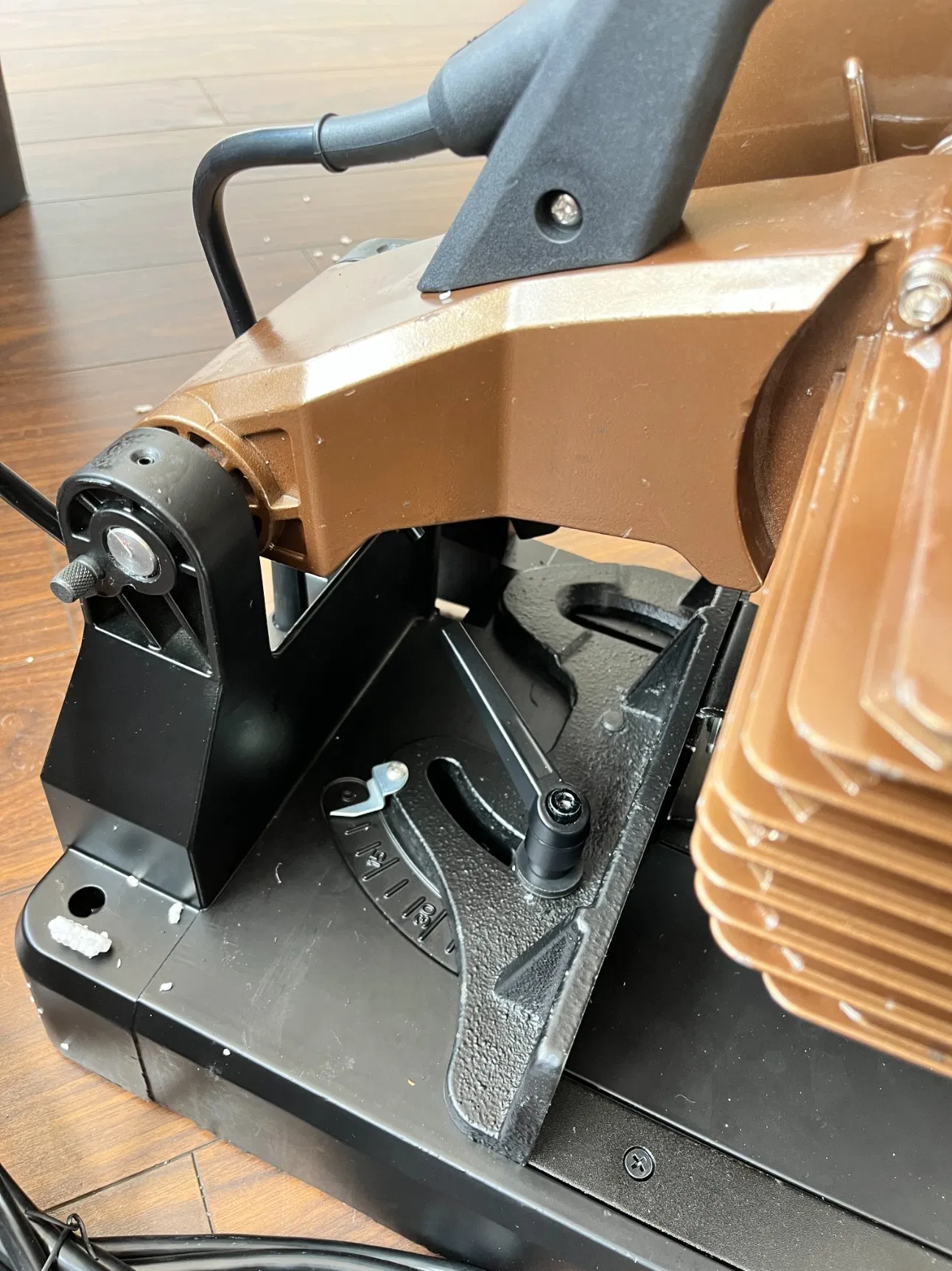 High Performance Precision Cutting Quiet Circular Saw for Construction Sites