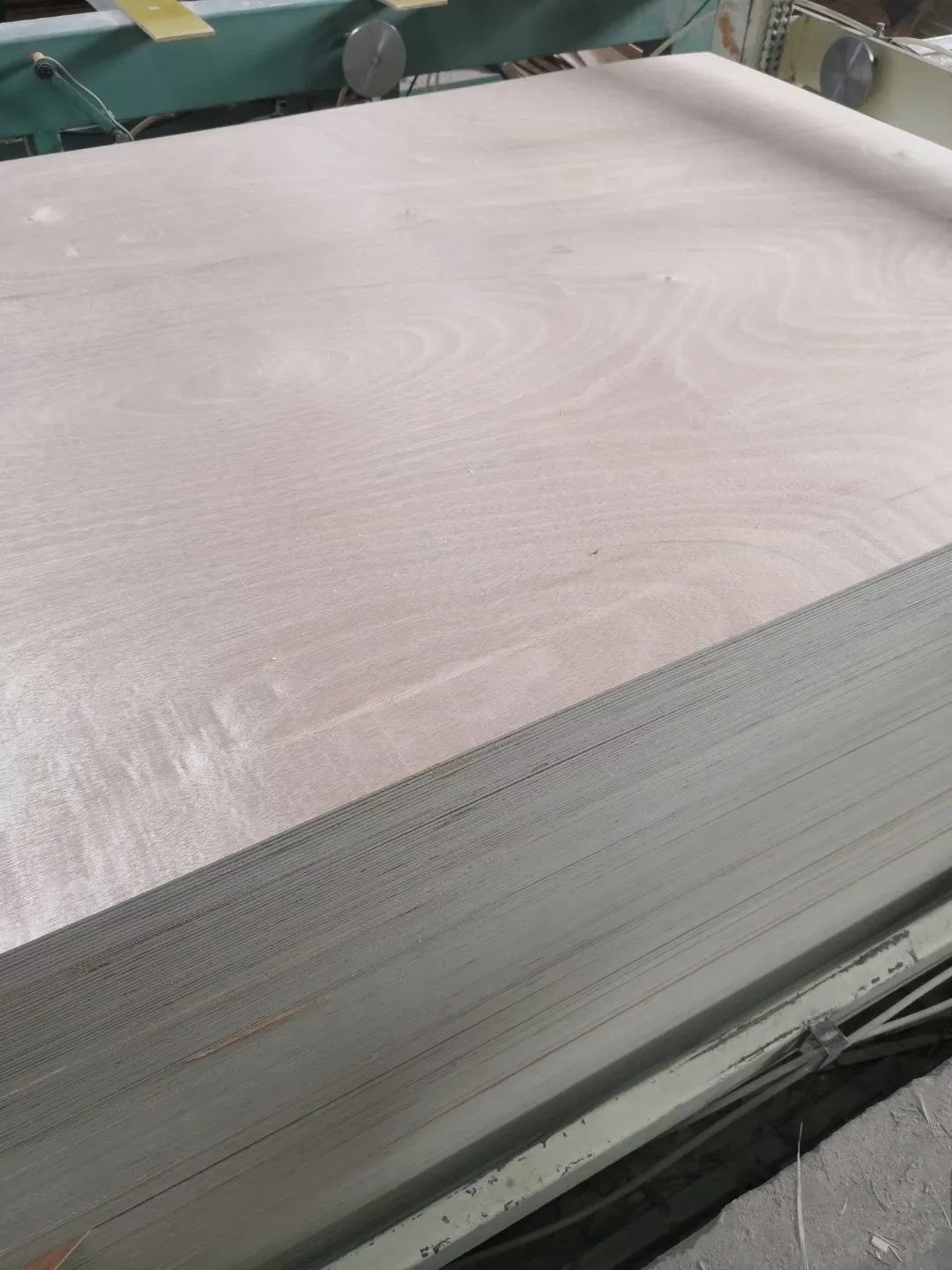 Premium Okoume Commercial Plywood for Durable Furniture Manufacturing