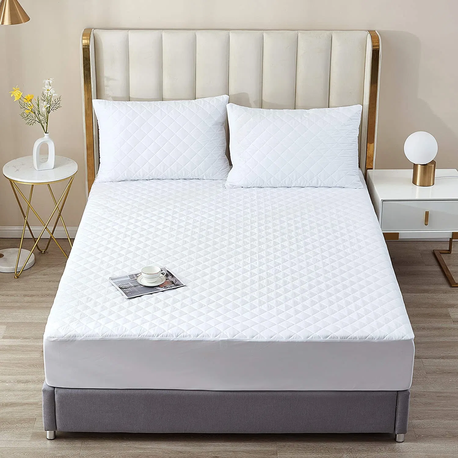 Poly/Cotton Fabric 120GSM Polyester Padding Custom Diamond Patchwork Design Quilted Fitted Mattress Protector with Elastic Skirt