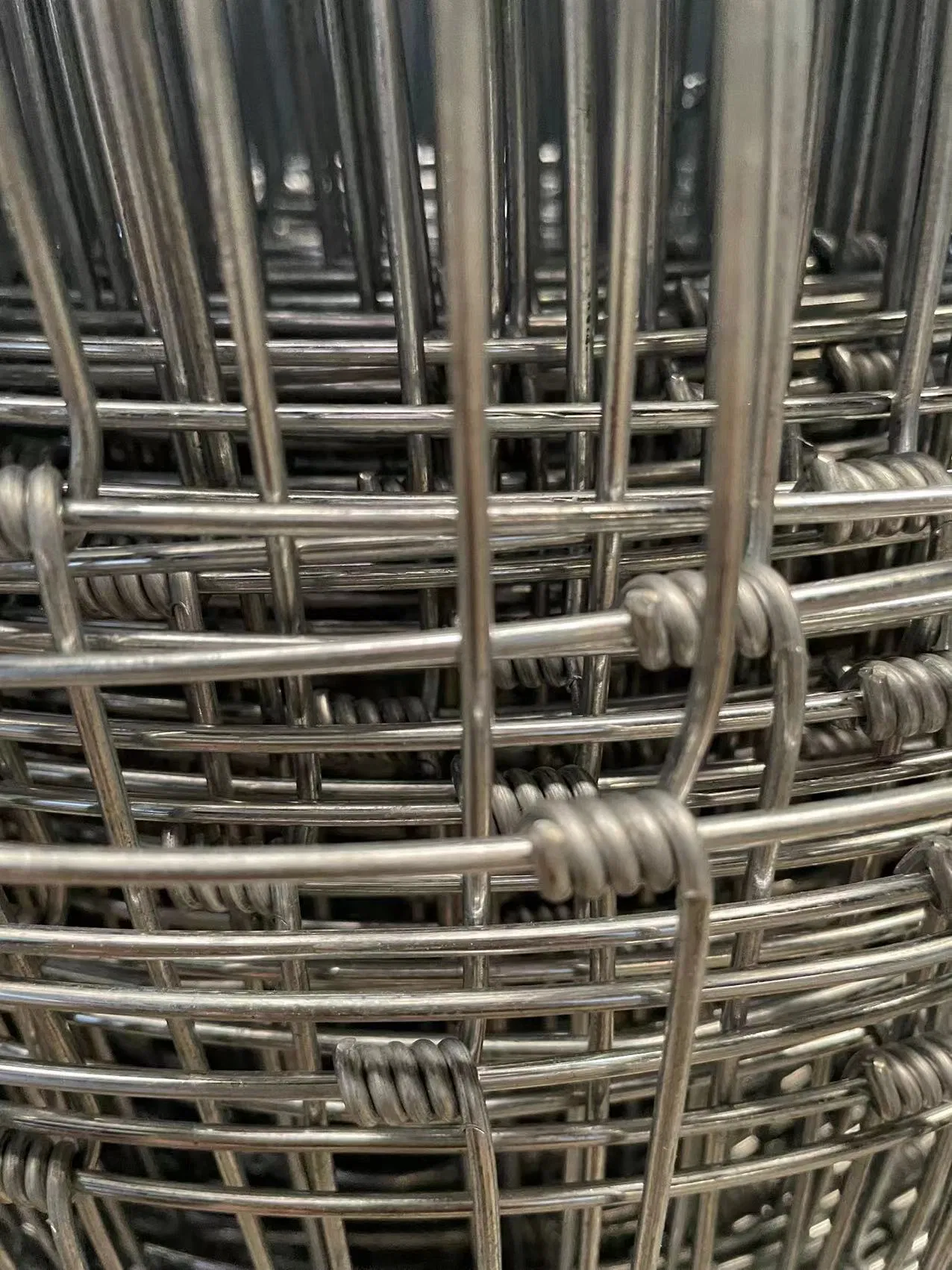 6FT 8FT Hot Dipped Galvanized Anti Corrossion Sheep and Goat Farm Fence Wire