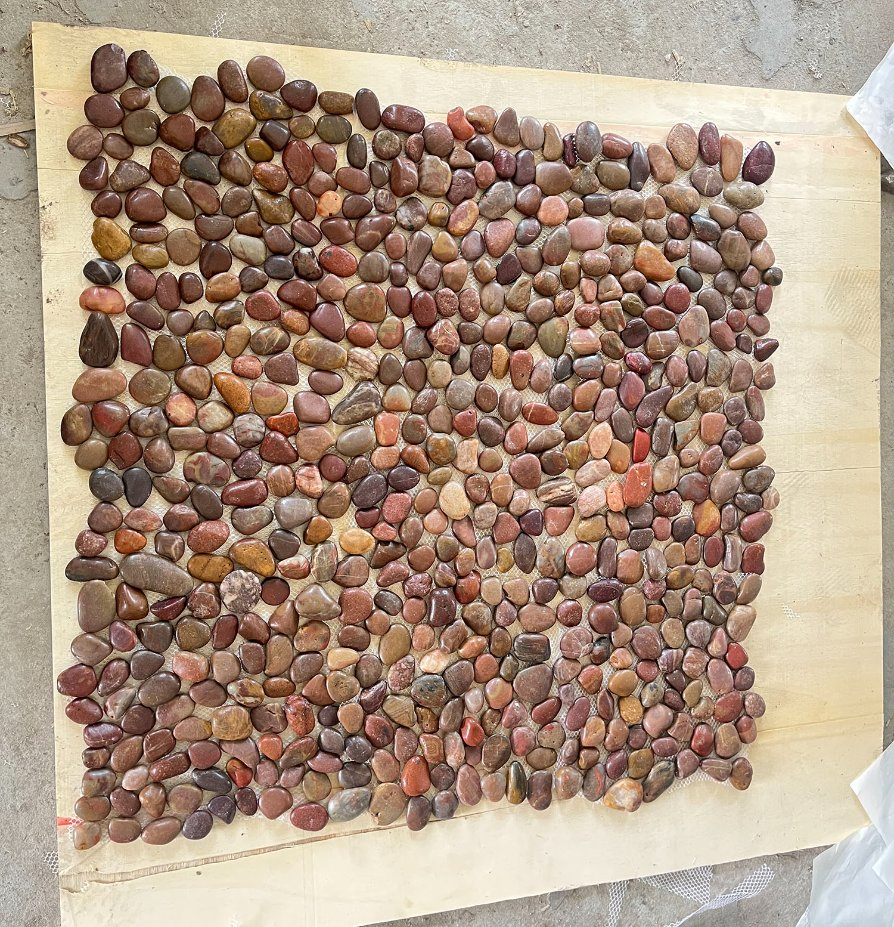 Wholesale River Stone Pebble Mosaic Tile Red Color Natural Polished Outdoor Garden Decoration Floor and Wall Use