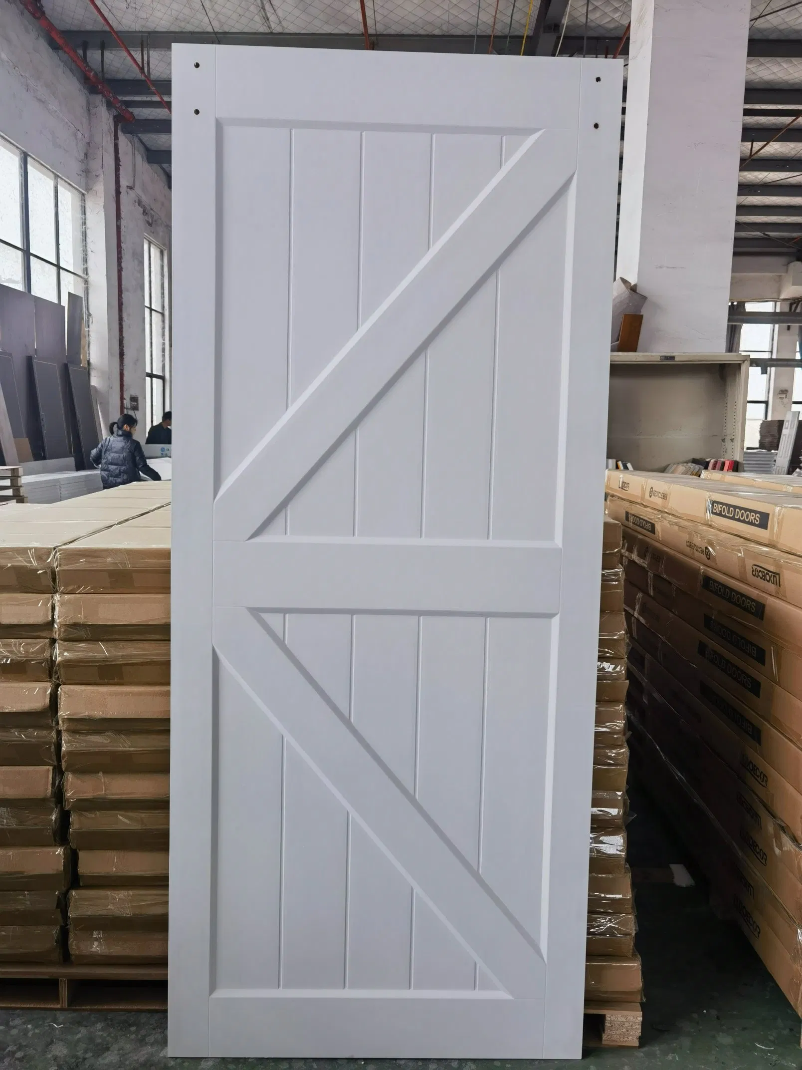 New Design Prehung White Hollow Core MDF Moulded Barn Door for Bedroom Interior