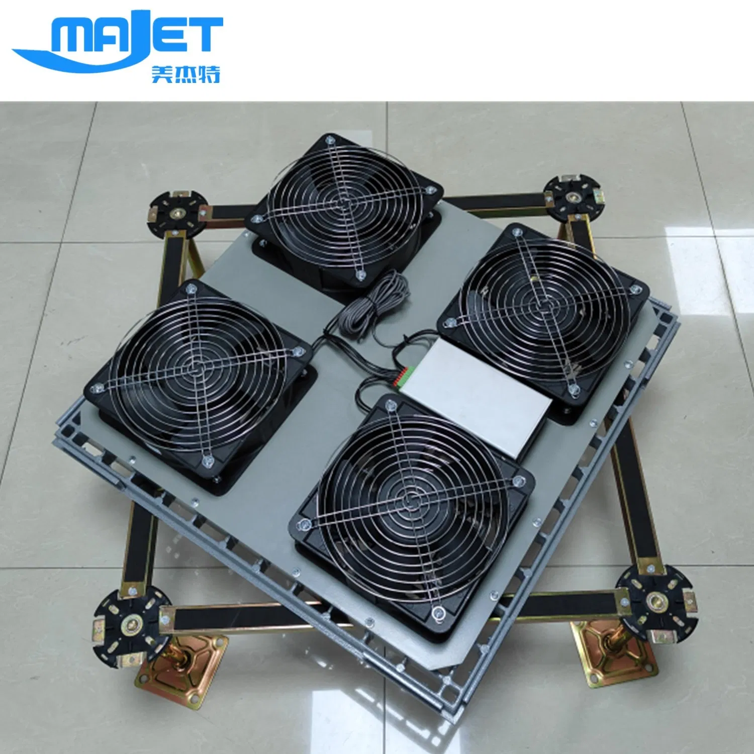 Вентилятор для фальшпола с контролем температуры, 4 вентилятора