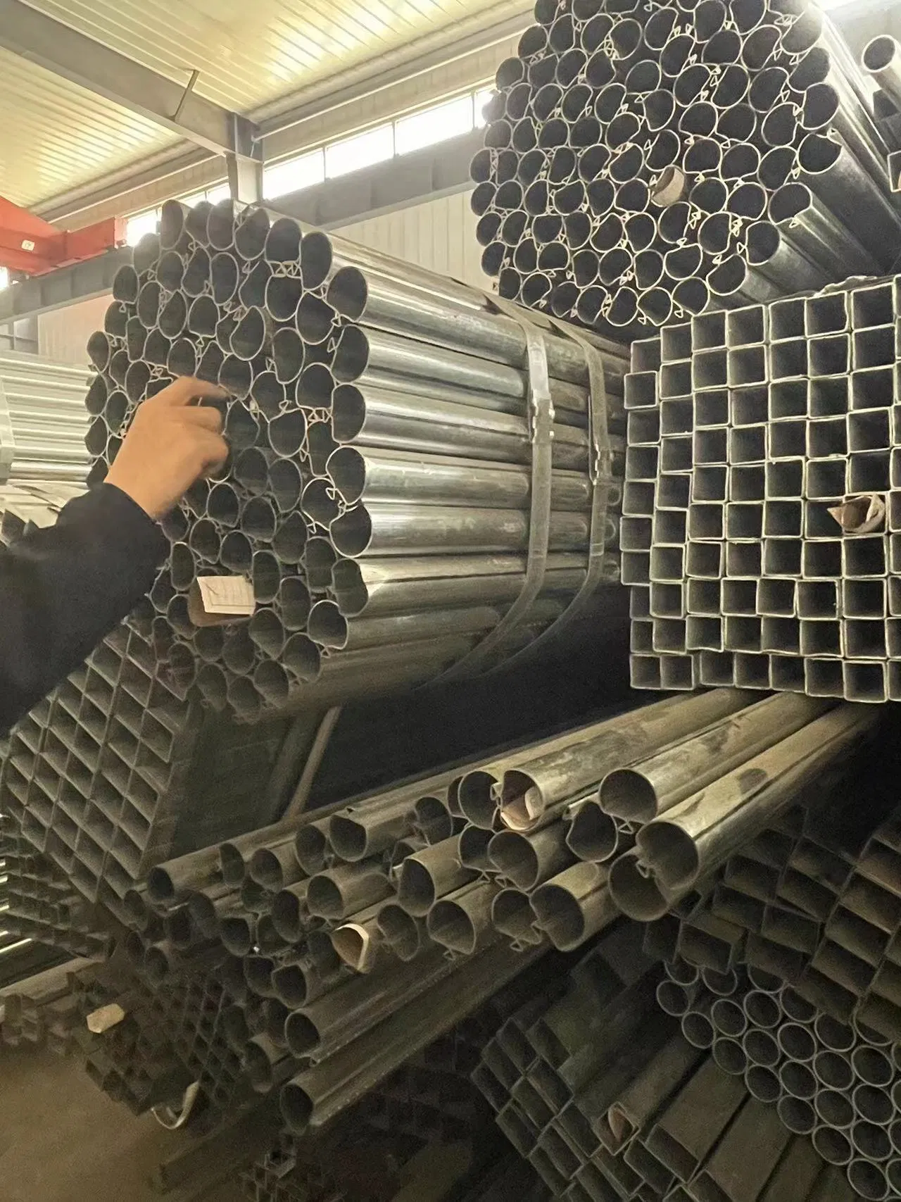 Steel Pipe Used for Electric Cable Protection in House Construction