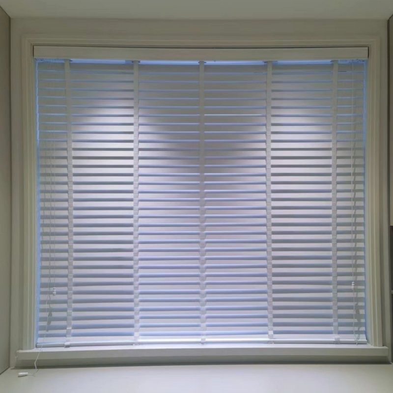 White High-End Solid Paulownia Blinds Wholesale