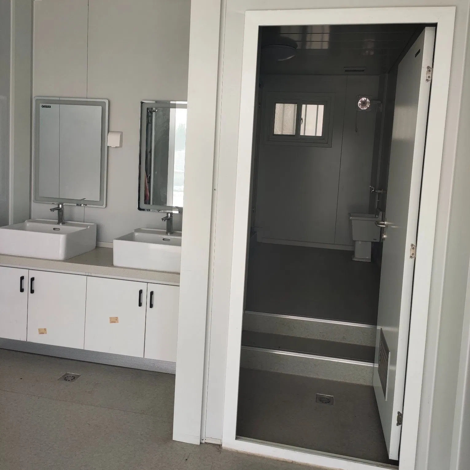 Steel Structure Furniture Prefab Container Apartment Bedroom Dining Organza Hotel