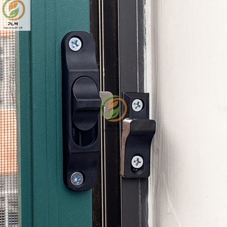 Pleated Mesh System Accessories (PVC lock)