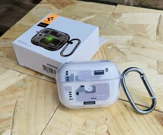 Factory Wholesale Price Spigen Tech Earphone Case