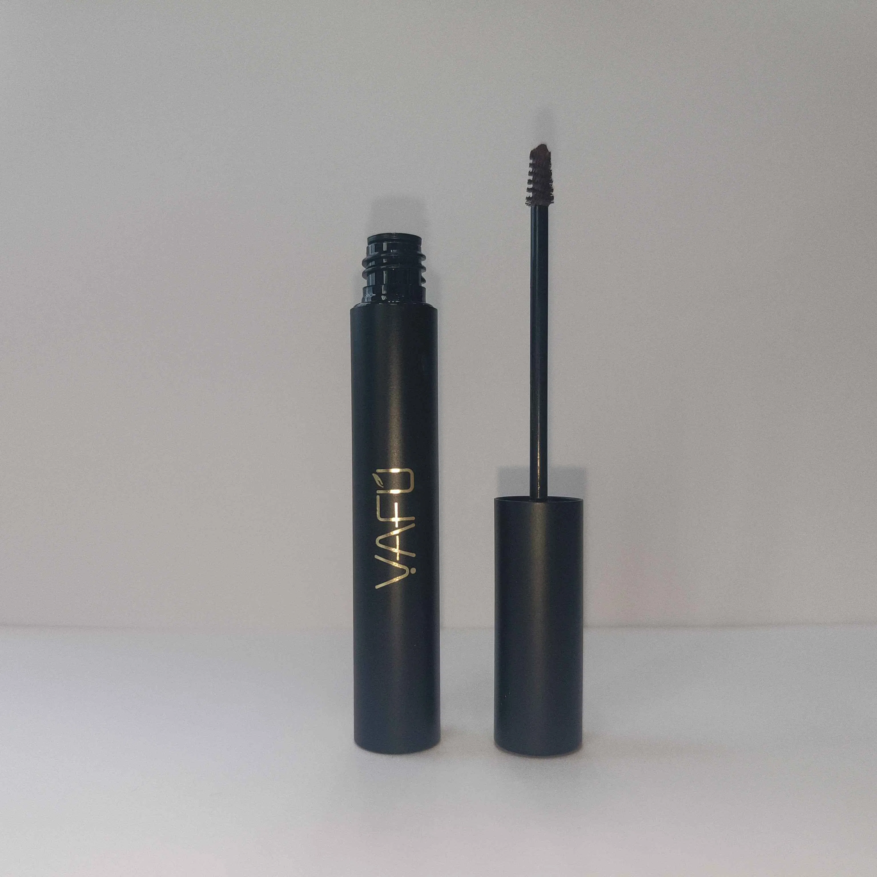 Matte Finish Brow Gel for All-Day Wear and Definition