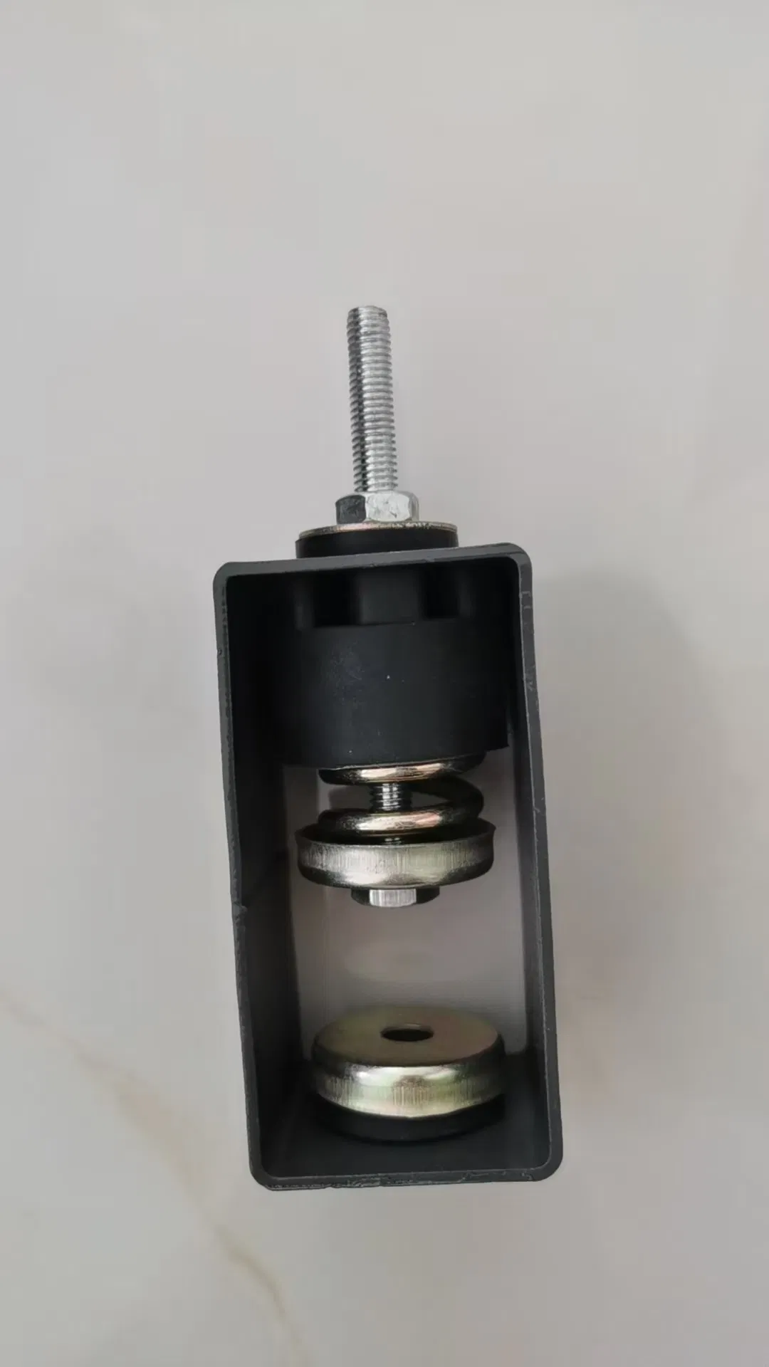 Ceiling Spring Vibration Isolator Sound Isolation Hanger Flame Retarded Shockproof Damping Soundproofing Hanger for Studio, Home, KTV