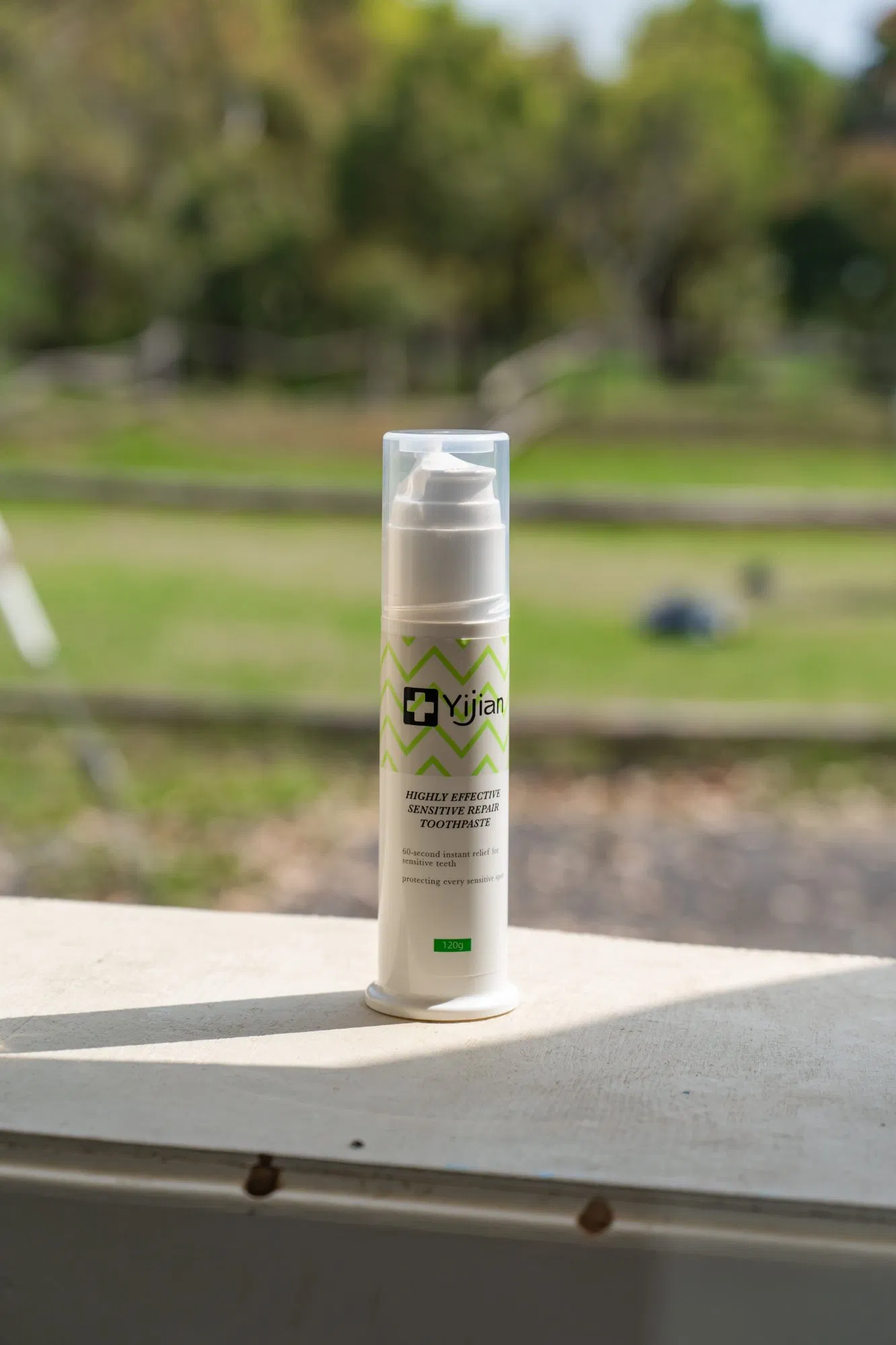 OEM ODM Highly Effective Sensitive Repair Toothpaste