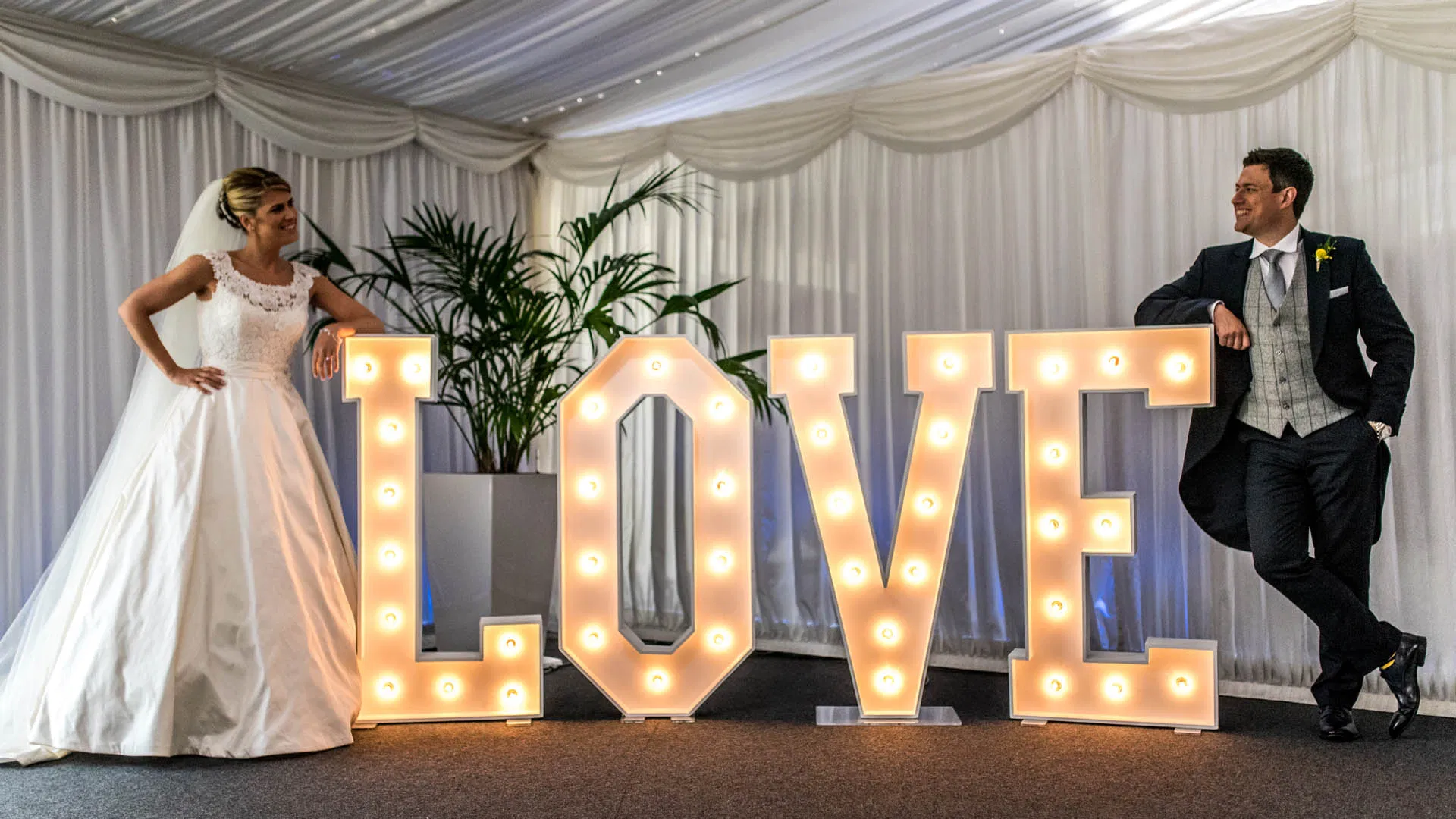 LED Electronic Signs Birthday Party Marquee Number Love Letter Light for Wedding Decoration