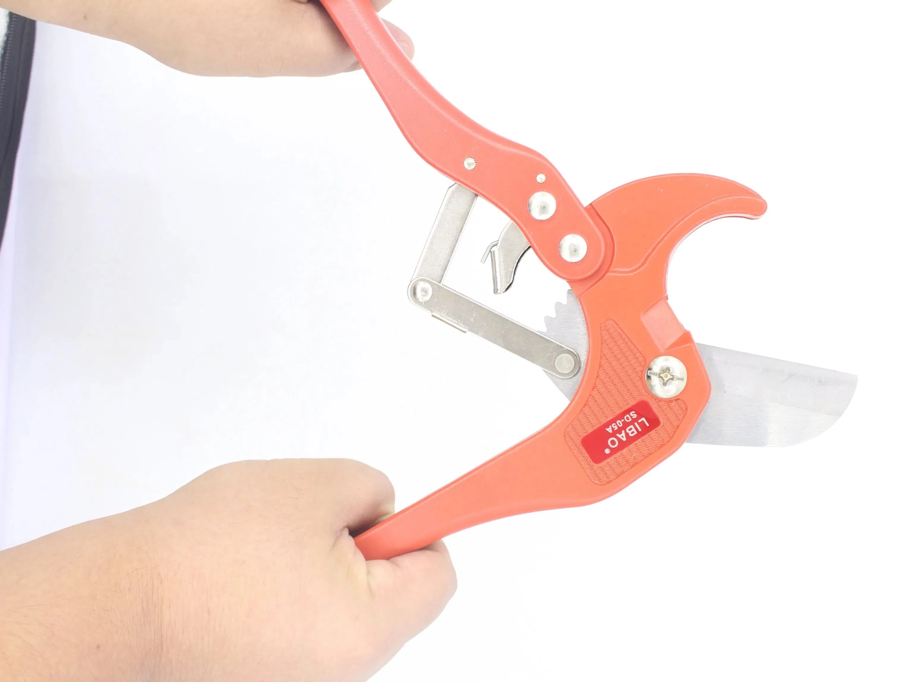 Ratcheting PVC Pipe Cutter Tool