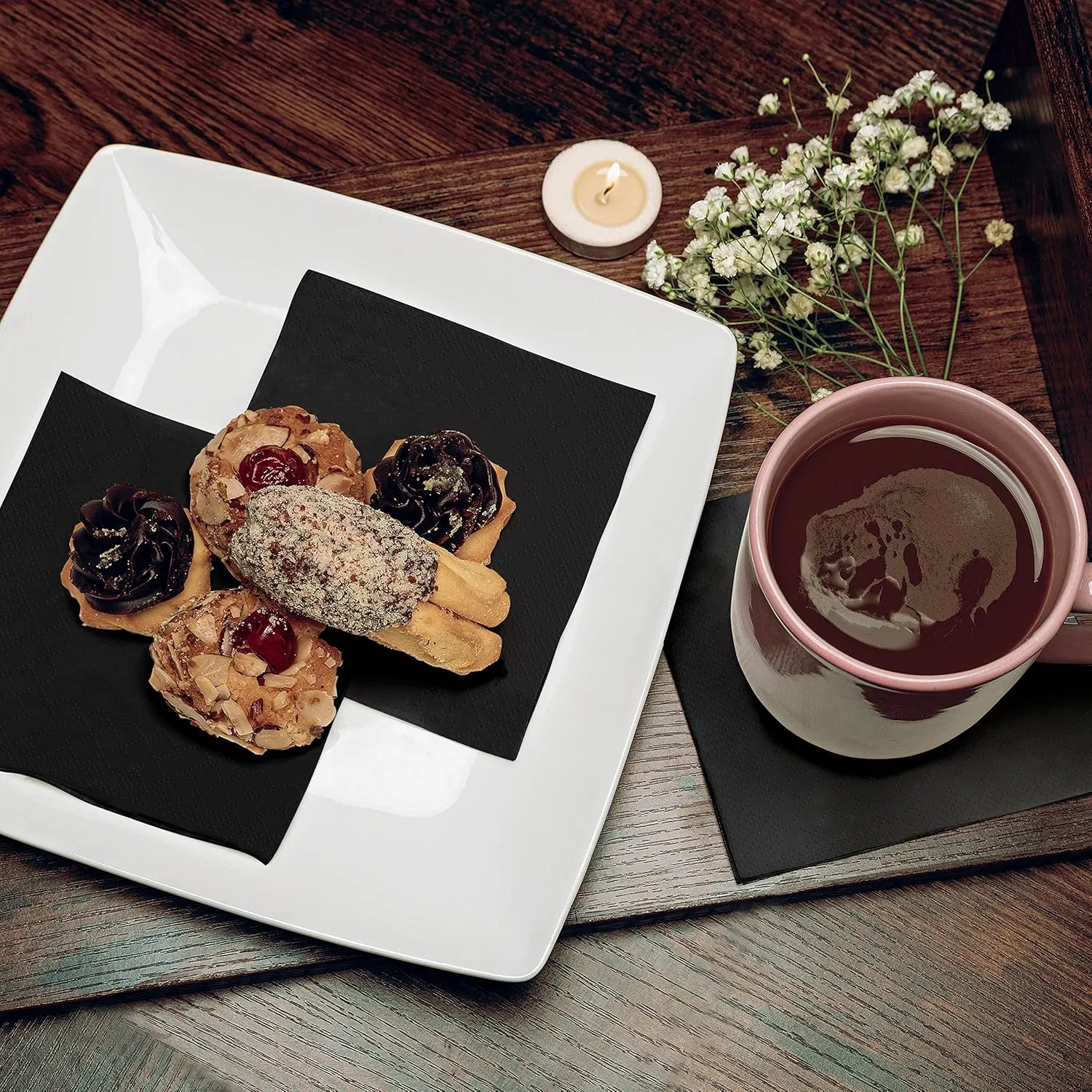 Factory OEM/ODM Cocktail Napkin Black Dinner Napkins for Hotel Restaurant