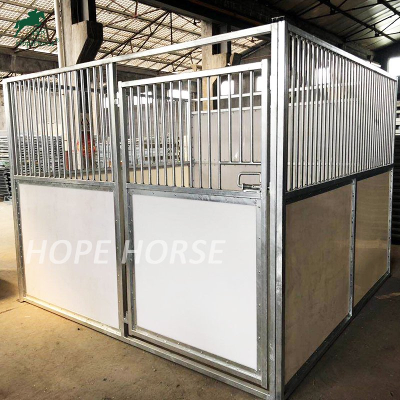Temporary Horse Stable Horse House Horse Box with Roofing 3X2.2m