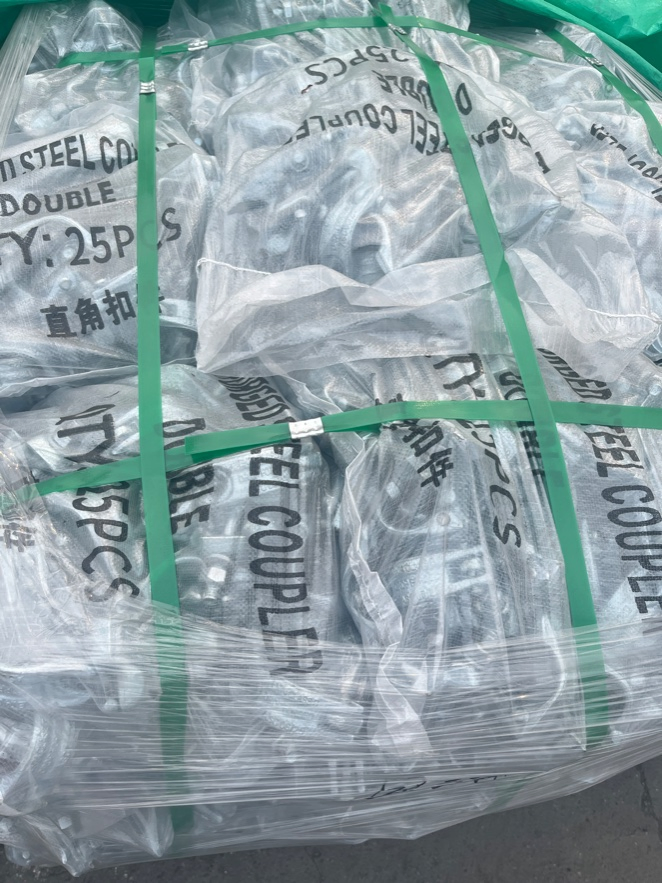 Reliable Doors Scaffolding Coupler with Swivel Fasteners and Easy Installation