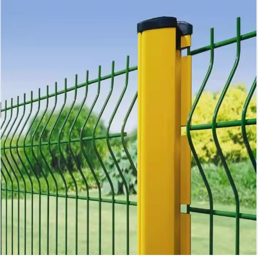 Best Selling Easy Installation Garden Security Perimeter 3D Curved Iron Wire Mesh Fence Peach Shape Post Fencing