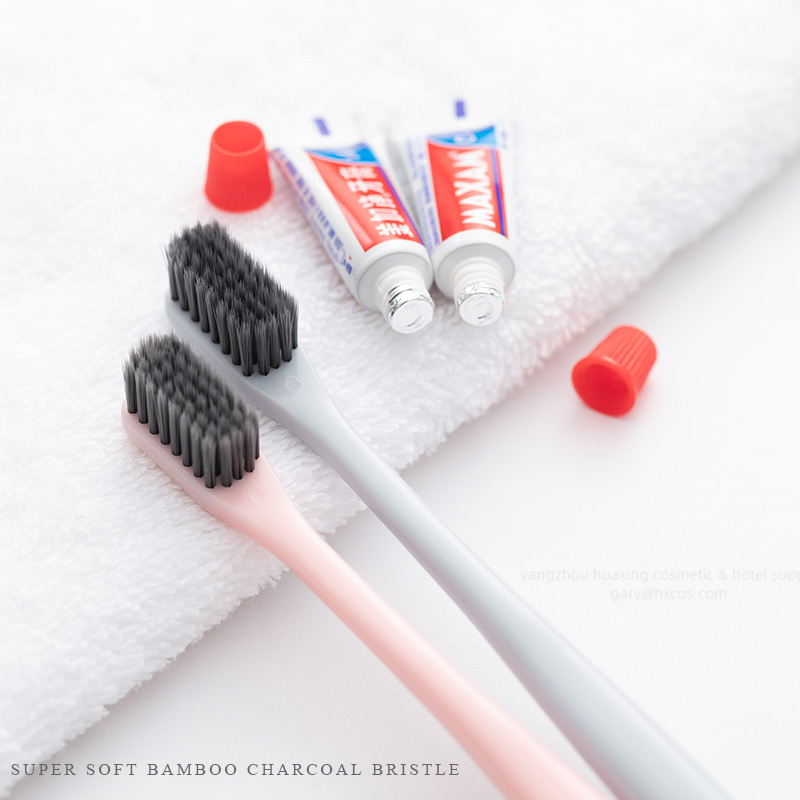Travel-Friendly Hotel Toothbrush with Private Logo and ISO Certifications