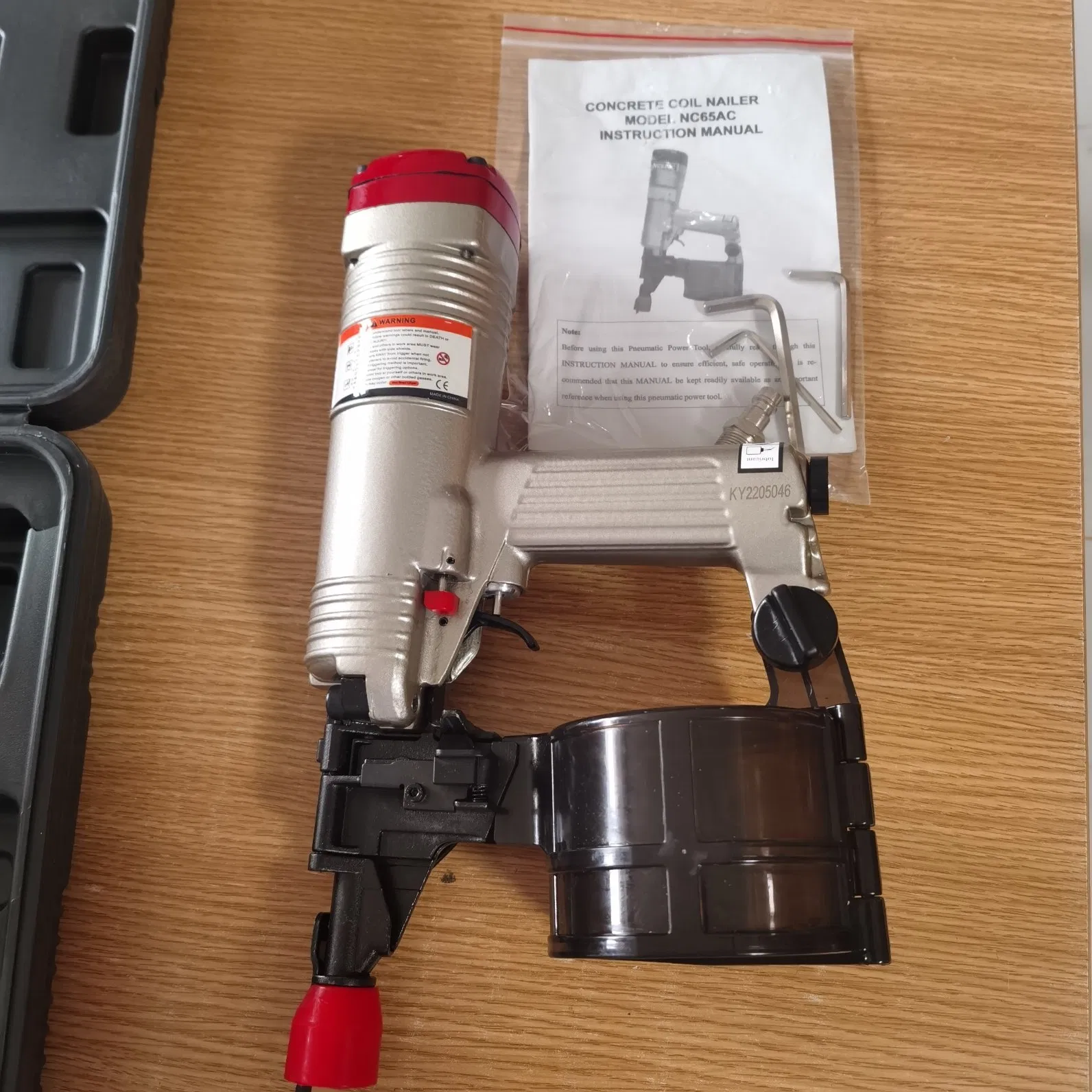 Пневматический гвоздезабивной пистолет NC65AC для каркаса