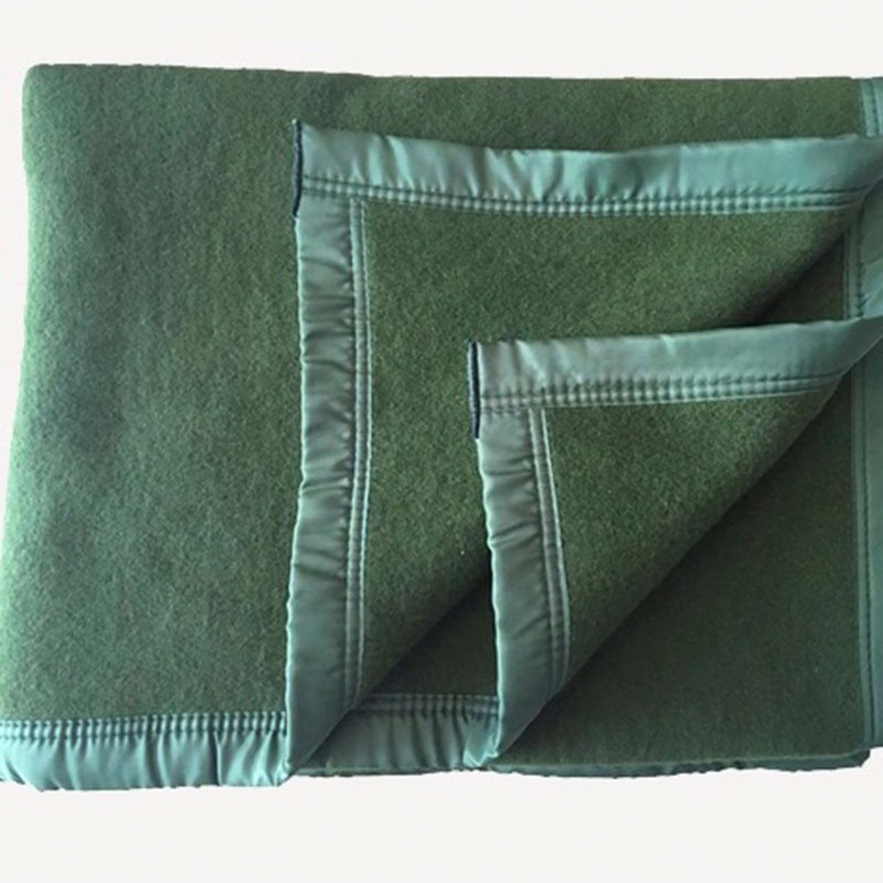 . Flame Resistant Modacrylic Airline Blanket for Aviation Safety